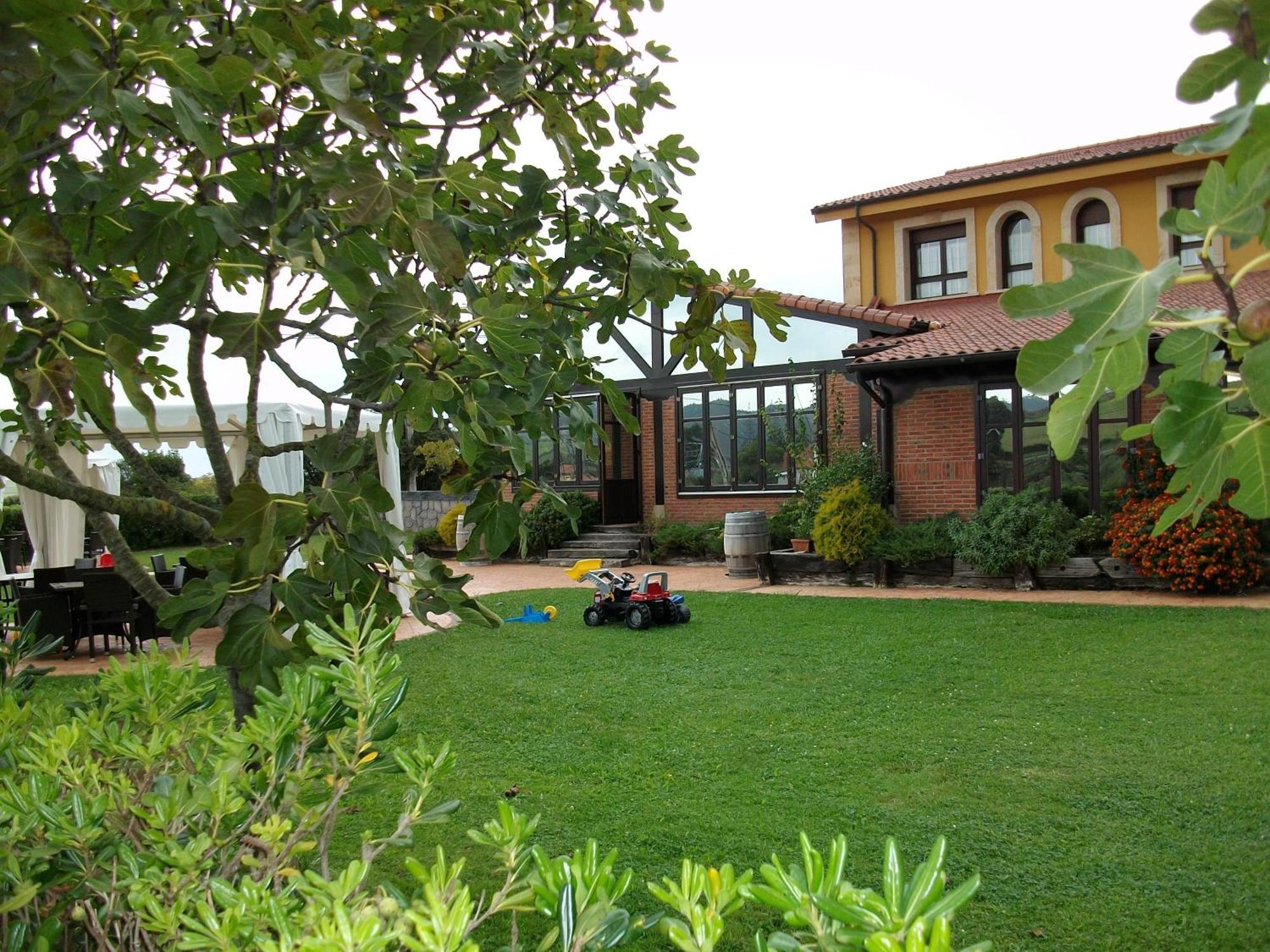 Hotel Casa de Labranza Ría de Castellanos Arnuero Exterior foto